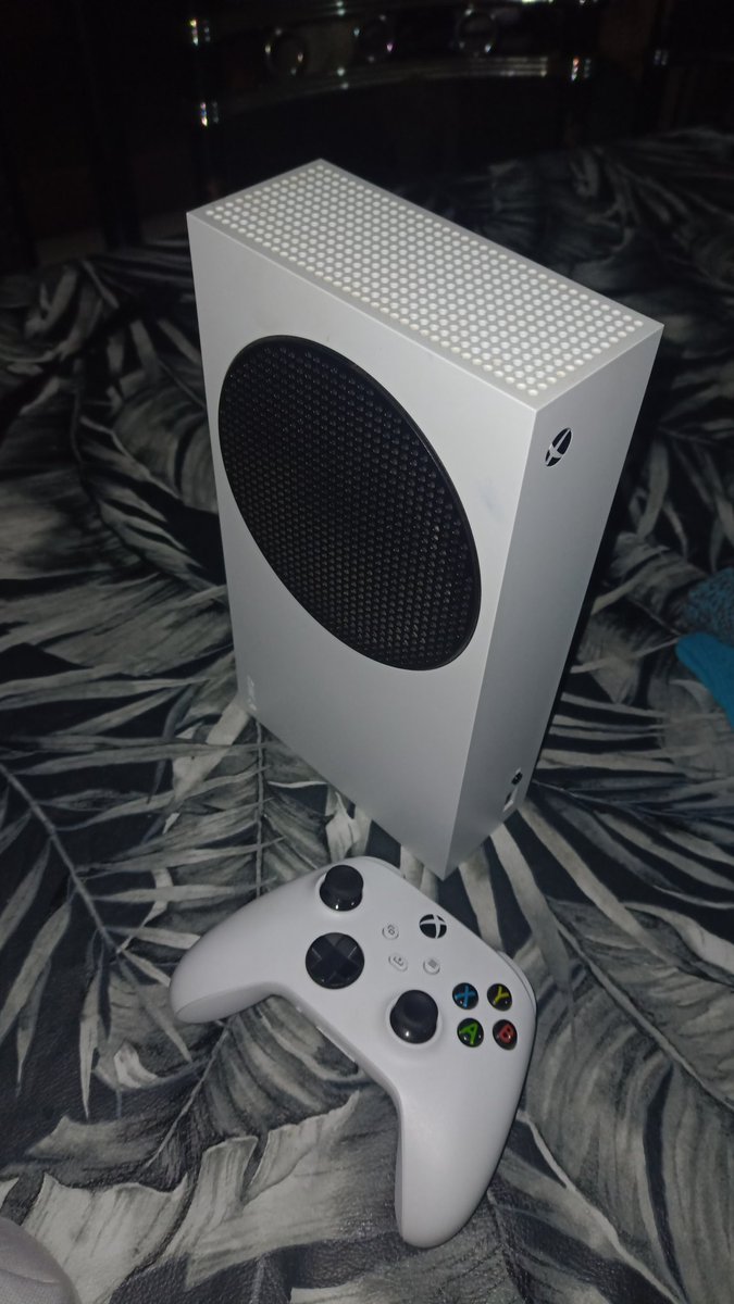 Welcome Xbox series s 😏