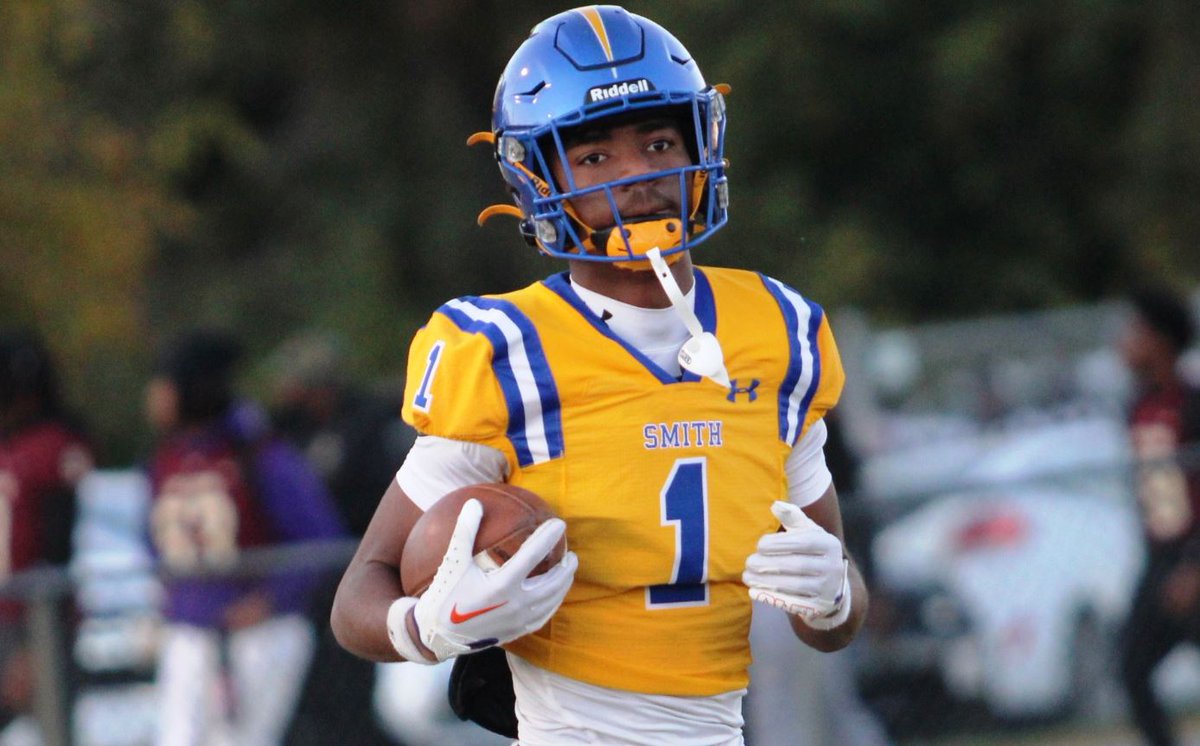 Brian Smith 13News Now (@13briansmith) on Twitter photo .#ICYMI: Oscar Smith receiver Travis Johnson commits to Michigan on Independence Day. <a href="/13NewsNow/">13News Now</a> <a href="/OscarSmithFB/">Oscar Smith Football</a> <a href="/TravisJohnson4_/">Travis Johnson</a> <a href="/UMichFootball/">Michigan Football</a> 🏈🏈🏈
13newsnow.com/article/sports… .#ICYMI: Oscar Smith receiver Travis Johnson commits to Michigan on Independence Day. <a href="/13NewsNow/">13News Now</a> <a href="/OscarSmithFB/">Oscar Smith Football</a> <a href="/TravisJohnson4_/">Travis Johnson</a> <a href="/UMichFootball/">Michigan Football</a> 🏈🏈🏈
13newsnow.com/article/sports…