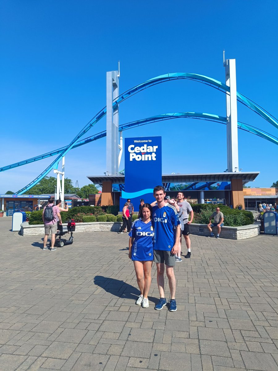 Presumiendo de azul en Cedar Point, Ohio #VeranoOviedista