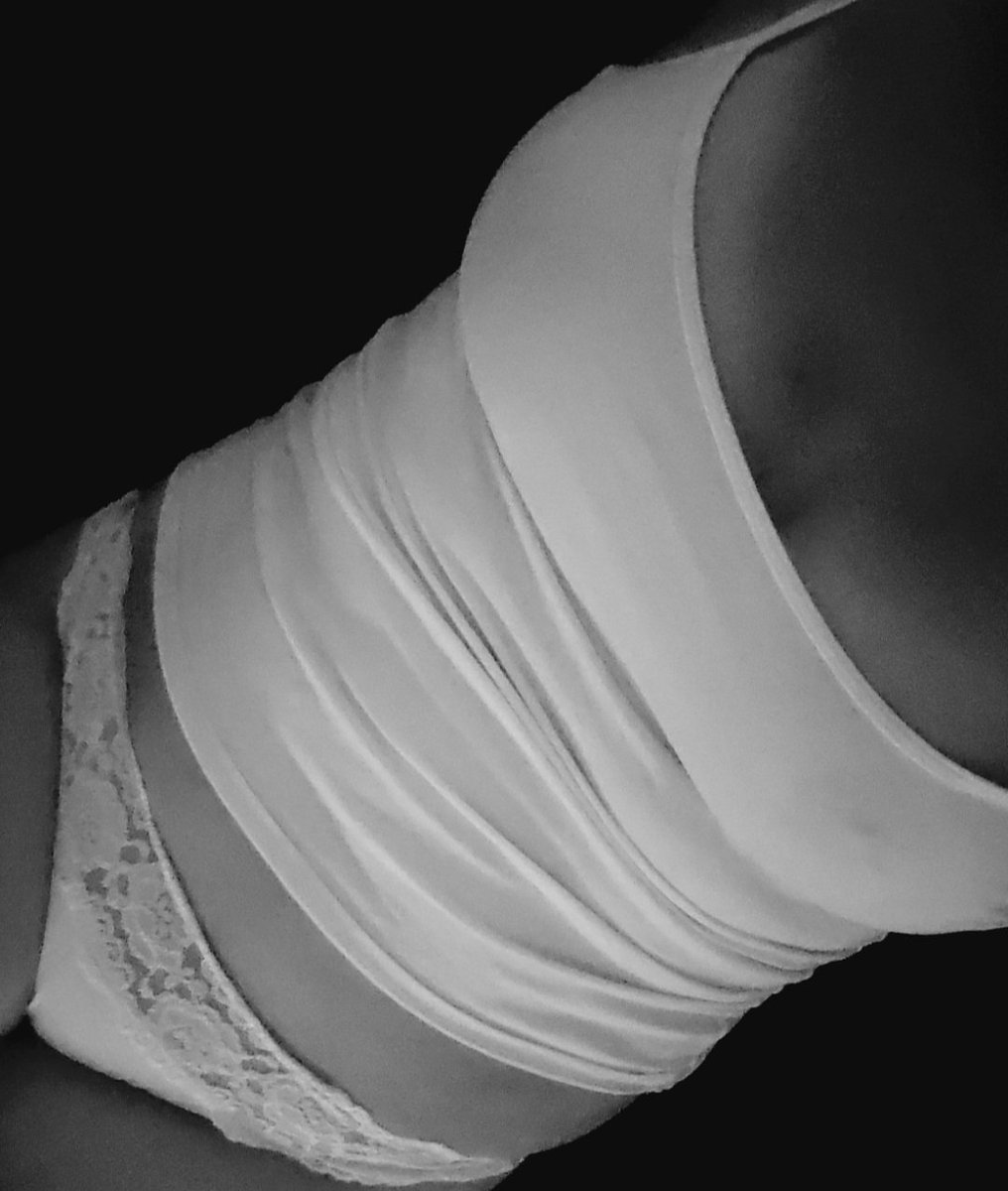 hor kullandı, yordu ama mutlu etti..

#İNloveCEST #MySinfullLife #sinfullwoman #taboo #secretlove #sin #forbiddensex #TheWorldİsBiggerThanFive #bastards