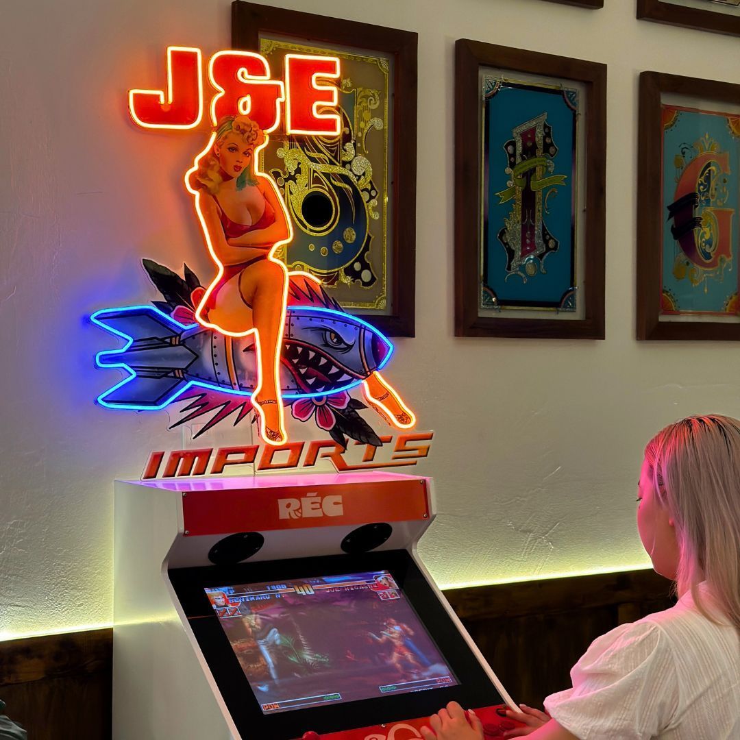 Orant_Neon's tweet image. 💥 Where’s the perfect spot to hang this sizzling Pin-Up Girl LED Neon Sign, BRO? 😎💋
#OrantNeon #GlowYourWay #LightMoodUpgrade #RoomDecor ##AestheticDecor