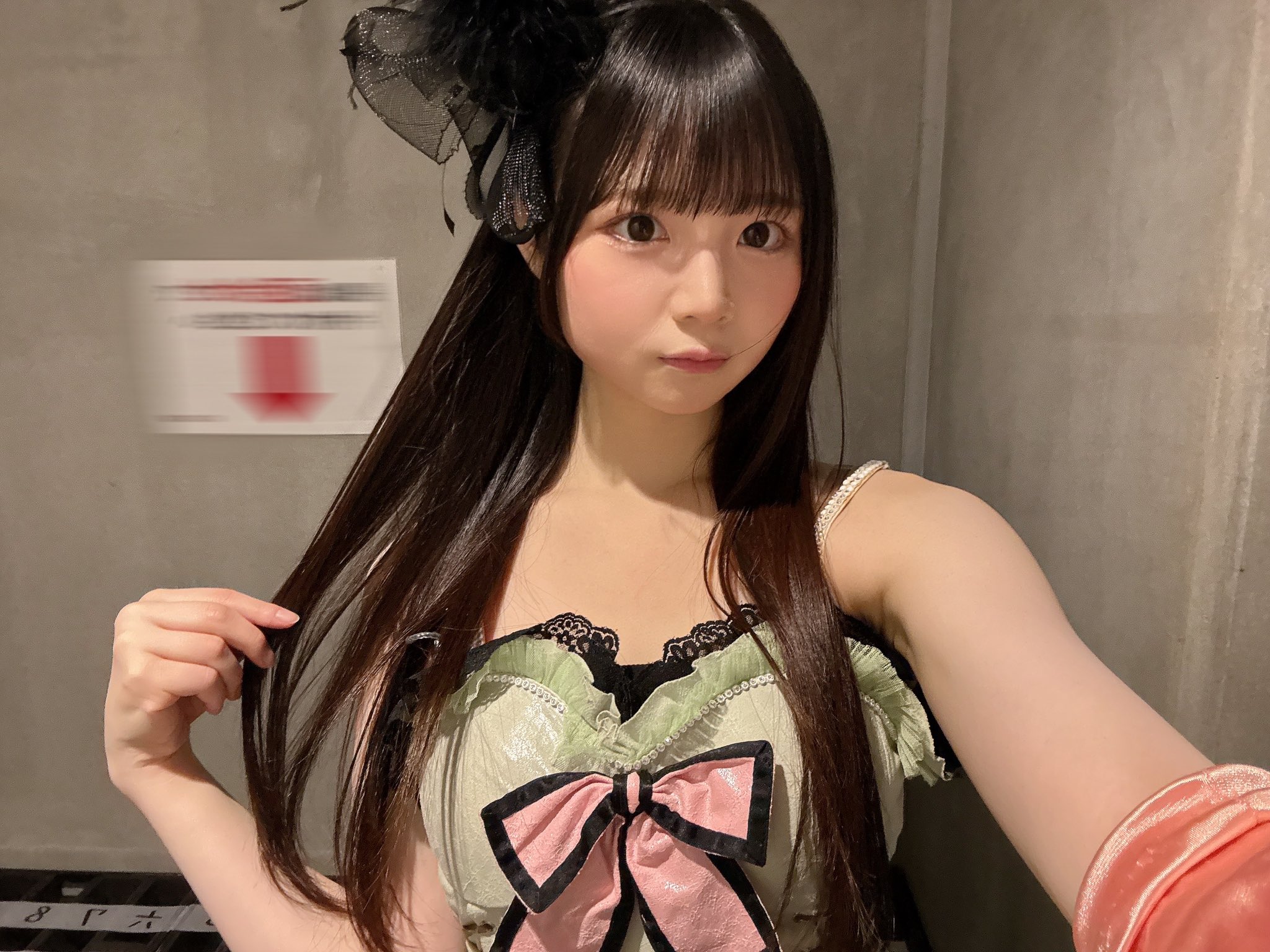 AKB48 丸山ひなた スクラッチ A賞 サイン入り タペストリー AKB48 丸山ひなた スクラッチ A賞 サイン入り タペストリー