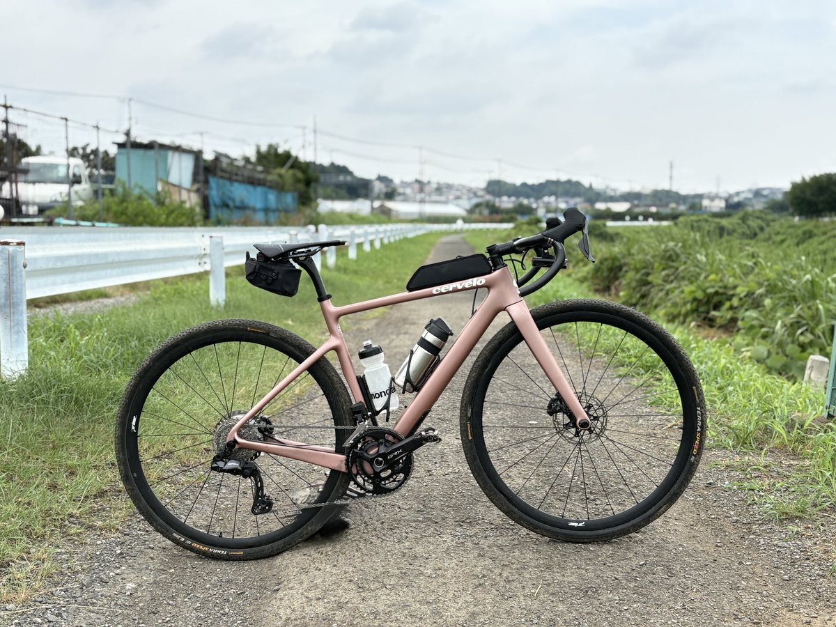 ea888r7's tweet image. New Bike Day!

#nbd #NewBikeDay