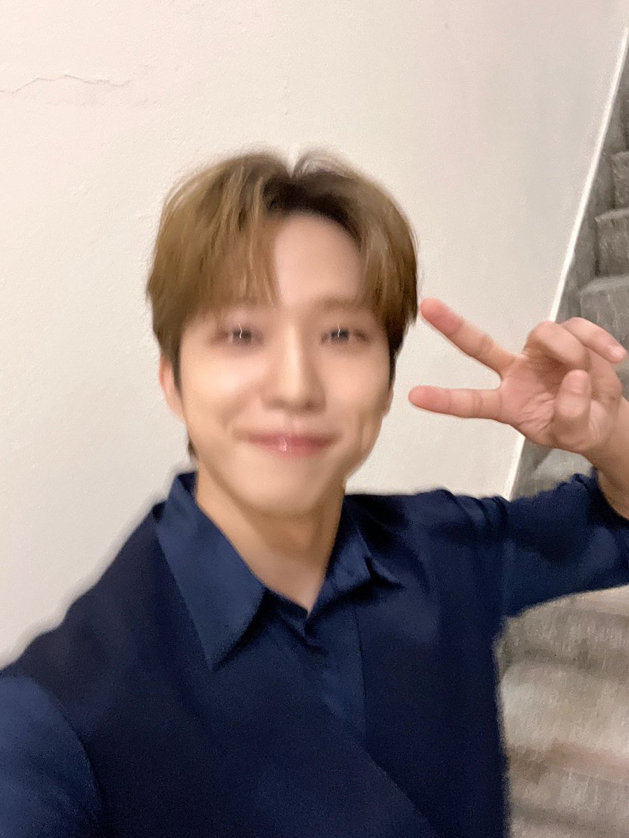엔피아에게 달려가고 있어🏃
오늘도 재밌게 놀자‼️

#NFlying #엔플라잉 #서동성 #SeoDongSung