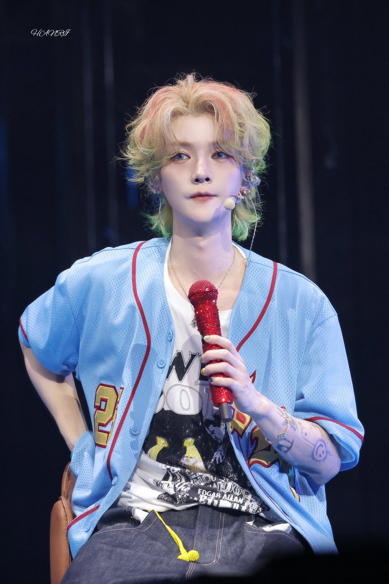 HANRI晗日 tweet media