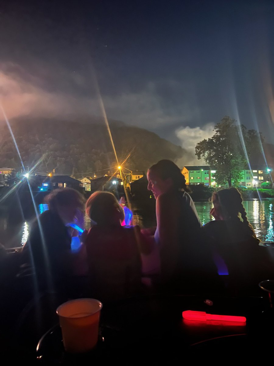 Yeah she’ll hold you on her back for the 4th of July. She’s got the best seats in the house to watch the fire in the sky 

Happy Birthday, America 🇺🇸 

#4thofjuly #happybirthdayamerica #usa