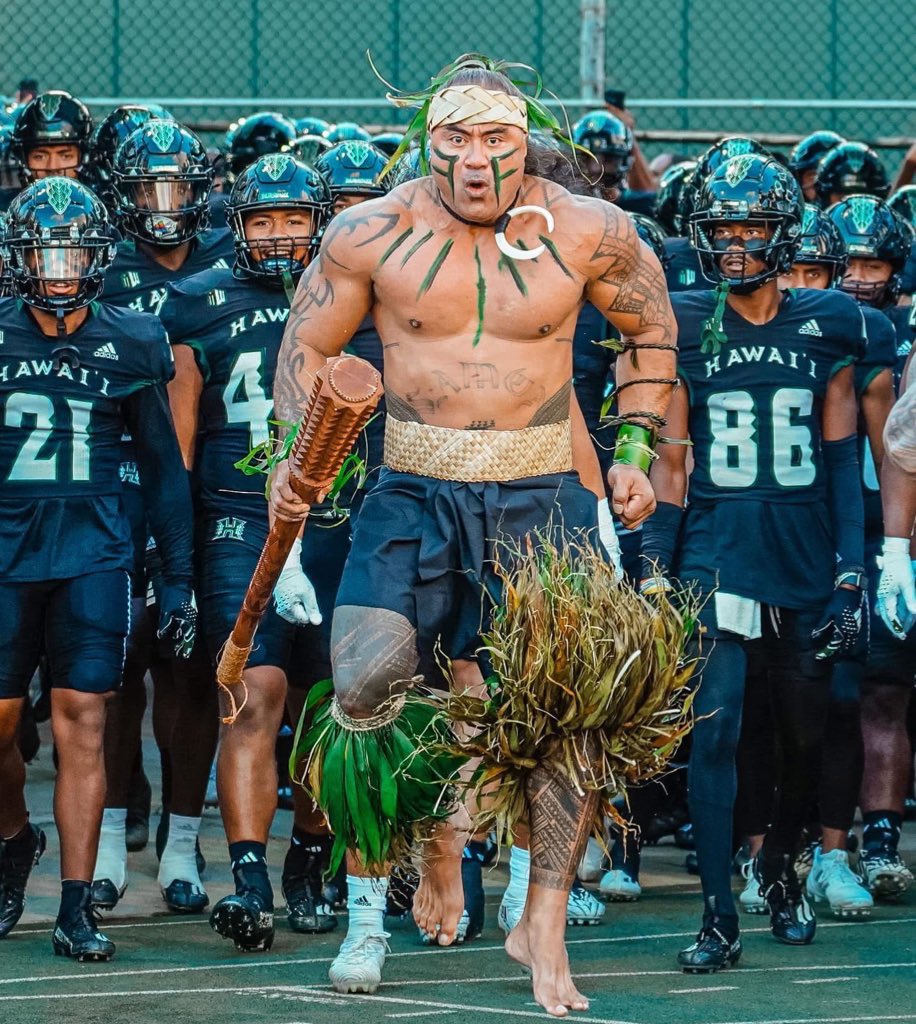 50 days until <a href="/HawaiiFootball/">Hawaii Football</a> plays Stanford. #BRADDAHHOOD #HawaiiFB