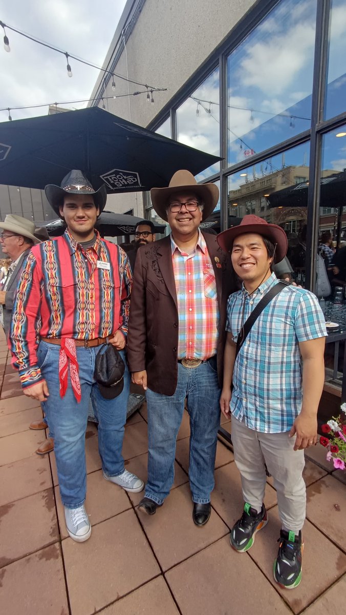 Deniz's time in Calgary with <a href="/AlbertaStudents/">Alberta Students' Executive Council (ASEC)</a>  this week was full of learning, insightful growth, and engaging encounters. It's exciting to see the connections he's made with fellow student leaders and provincial leaders (<a href="/nenshi/">Naheed Nenshi</a>) through this advocacy work.