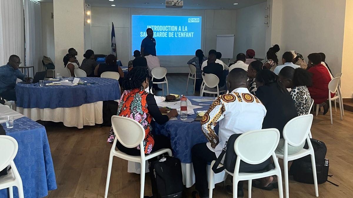 IOM Haiti (@iomhaiti) on Twitter photo IOM led a security audit training in Haiti to help site managers assess and reduce risks in displacement sites.
Thanks to <a href="/UNCERF/">CERF - The UN's emergency fund</a>, participants are now able to safely engage with communities and enhance protection for the most vulnerable. IOM led a security audit training in Haiti to help site managers assess and reduce risks in displacement sites.
Thanks to <a href="/UNCERF/">CERF - The UN's emergency fund</a>, participants are now able to safely engage with communities and enhance protection for the most vulnerable.