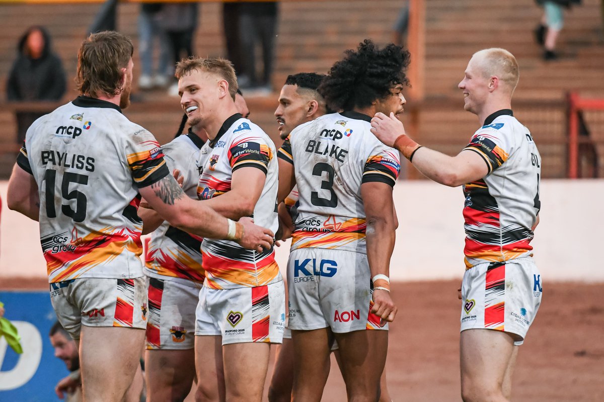 Bradford Bulls (@officialbullsrl) on Twitter photo π MATCH REPORT | Our take on proceedings as the Bulls ran in six tries - and kept a clean sheet - to return to winning ways last night.
π² | Read: bradfordbulls.co.uk/article/3174/sβ¦
#StrengthInNumbers π MATCH REPORT | Our take on proceedings as the Bulls ran in six tries - and kept a clean sheet - to return to winning ways last night.
π² | Read: bradfordbulls.co.uk/article/3174/sβ¦
#StrengthInNumbers