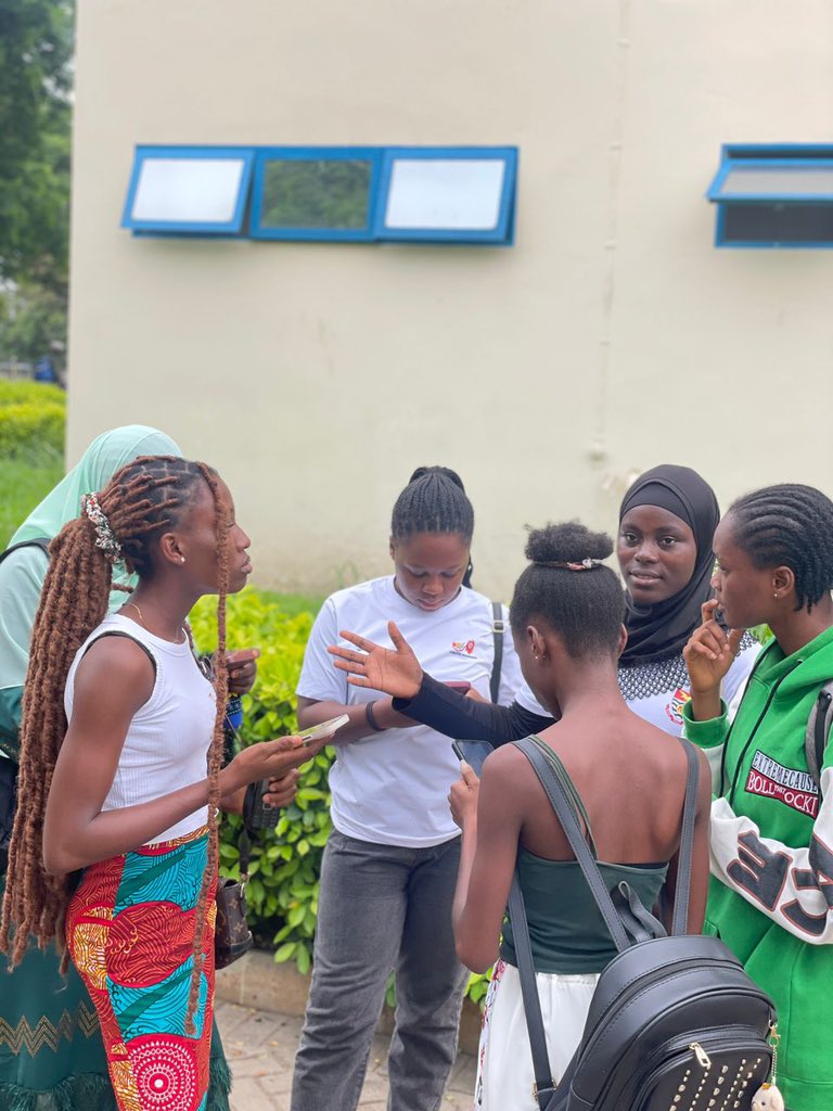 YouthmappersUCC's tweet image. 📍🌍📍💫📍🗺️📍
Our ladies turn up and our LetGirlsMap event was a huge success!
Great to see the passion these young women brought to the table.🪐
They learnt how to use mobile mapping apps such as OsmAnd and GPX tracker💥
#LetGirlsMap🪐
#WeDontJustBuildMapsWeBuildMappers ❤️🗺️