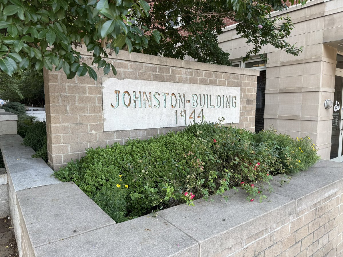 I knew that sign looked familiar! #Ballston #ArlingtonVA