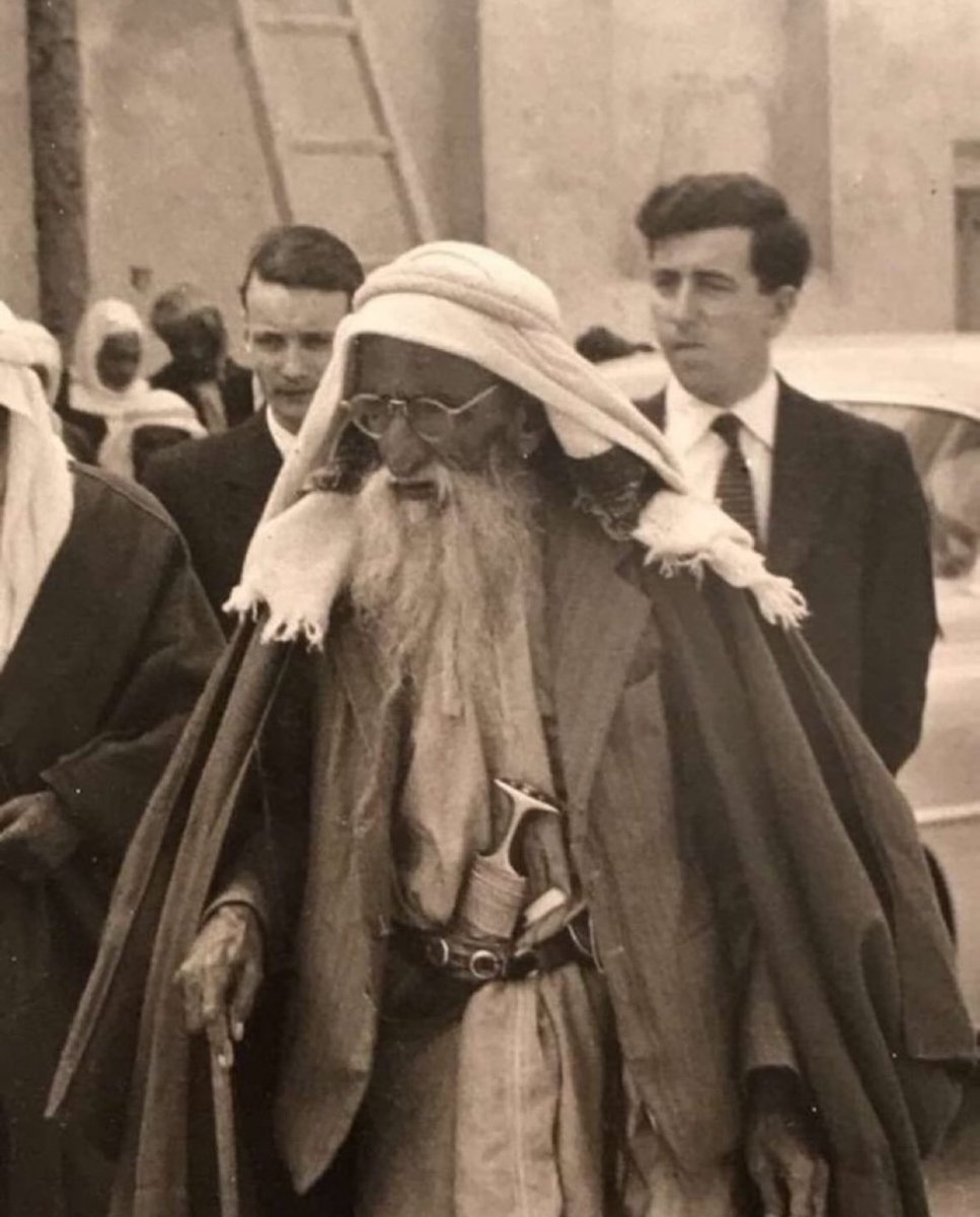 alk3bi661's tweet photo. صورة للشيخ #سعيد_بن_مكتوم_آل_مكتوم 
حاكم إمارة #دبي من سنة 1912م _ 1958م الله يرحمه ..
وهو جد الشيخ #محمد_بن_راشد حاكم دبي حالياً .. الله يحفظه .. https://t.co/mYJLZVZn17