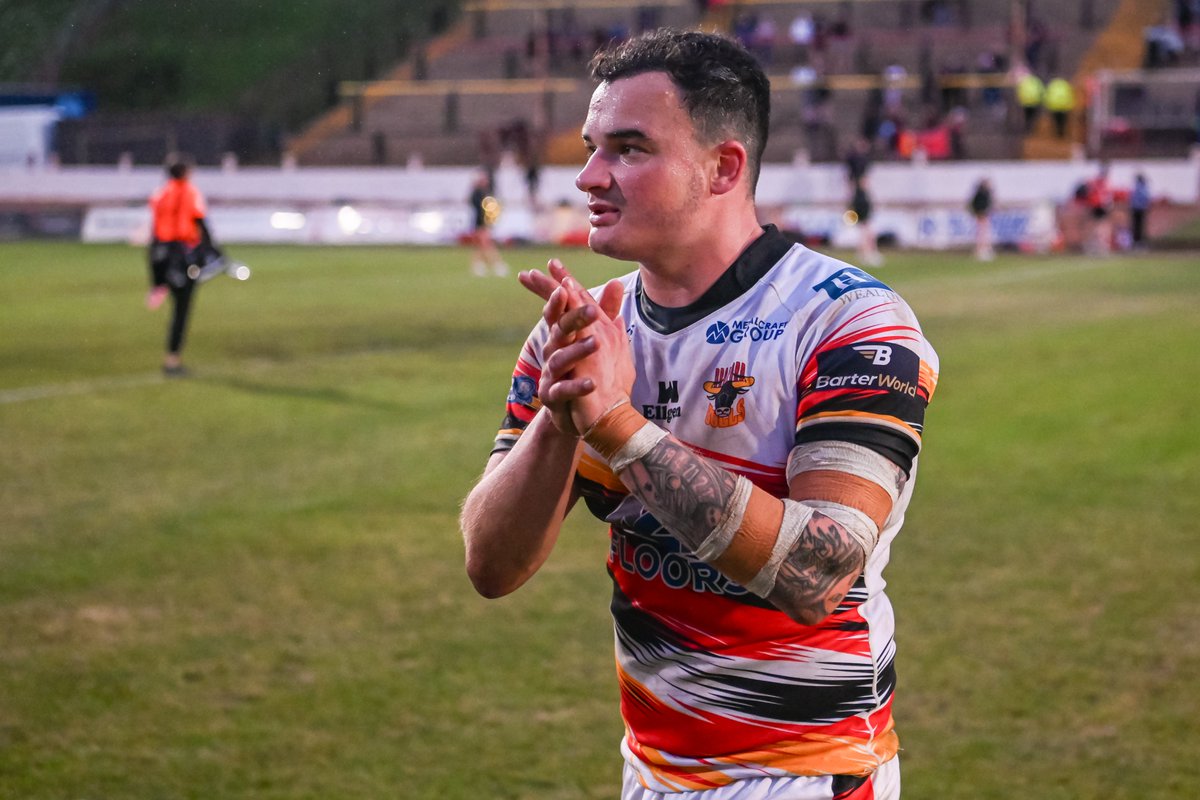Bradford Bulls (@officialbullsrl) on Twitter photo βοΈ | Starting off the weekend with two points!
π | Thanks to all who attended Friday Night Fever for our biggest crowd of the season! 
π«‘ | Have a good weekend, Bulls fans!
#StrengthInNumbers βοΈ | Starting off the weekend with two points!
π | Thanks to all who attended Friday Night Fever for our biggest crowd of the season! 
π«‘ | Have a good weekend, Bulls fans!
#StrengthInNumbers