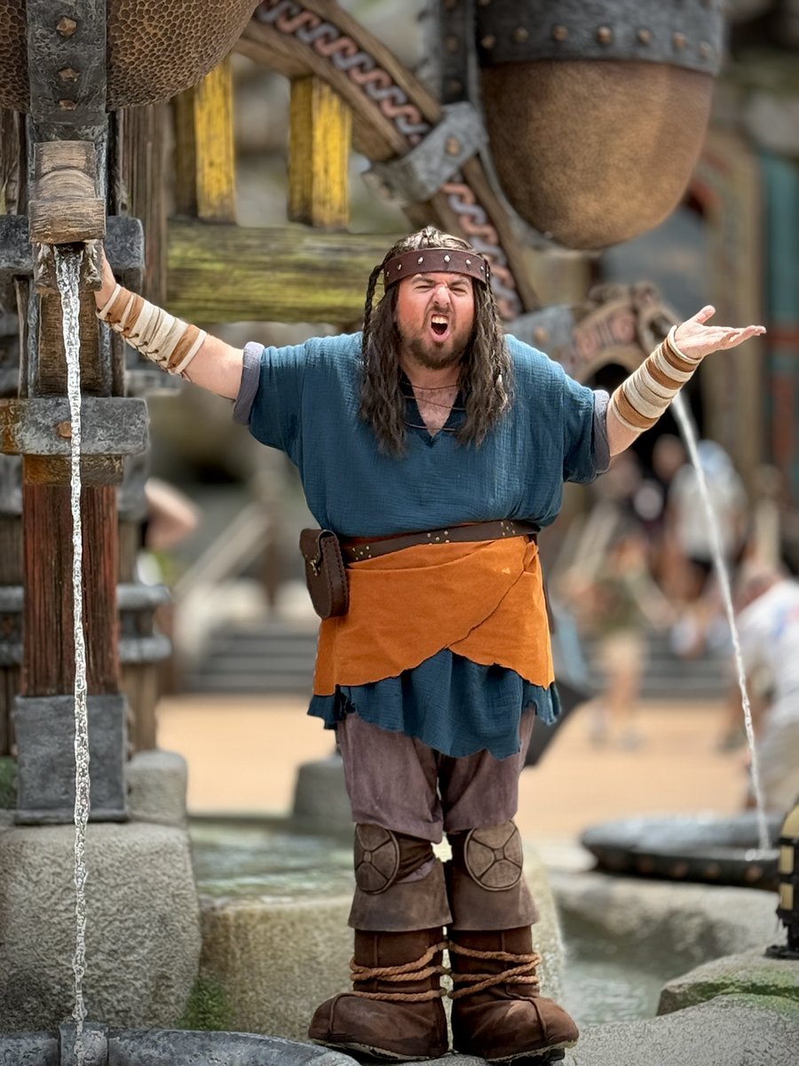 JarrettPoore's tweet photo. berkin’ 9 to 5 with Gobber’s newest apprentices at the forge and the chaos has only just begun  #HTTYD #berk #epicuniverse #universal #universalorlando #epic #Vikings https://t.co/1mxcQOs6D6