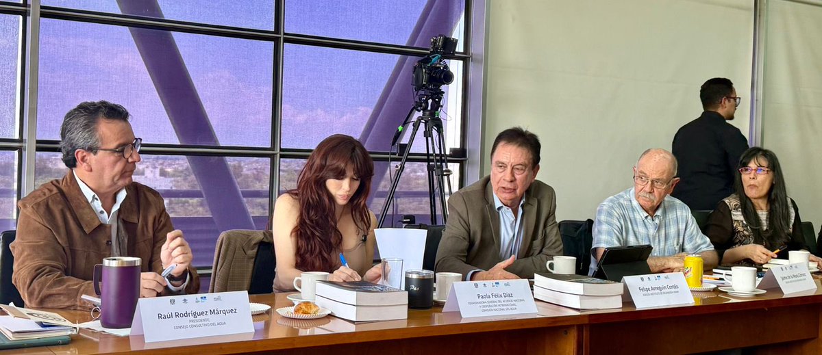 Raul Rodriguez (@raroma47) on Twitter photo Agradezco a <a href="/AguaCapitalOrg/">Agua Capital</a> <a href="/Agua_UNAM/">Red del Agua UNAM</a> y <a href="/cershi_unesco/">CERSHI</a> la invitación a participar en el taller “Identificación asuntos críticos en la gestión de aguas transfronterizas” tratado de 1944 EU-México. Estupenda convocatoria con excelentes propuestas y recomendaciones!. Agradezco a <a href="/AguaCapitalOrg/">Agua Capital</a> <a href="/Agua_UNAM/">Red del Agua UNAM</a> y <a href="/cershi_unesco/">CERSHI</a> la invitación a participar en el taller “Identificación asuntos críticos en la gestión de aguas transfronterizas” tratado de 1944 EU-México. Estupenda convocatoria con excelentes propuestas y recomendaciones!.