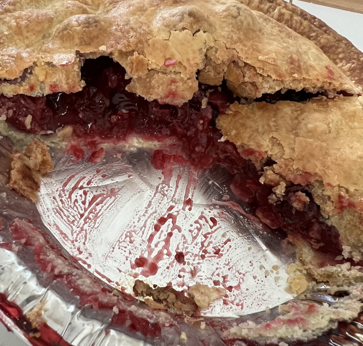 Very American 4th of July Cherry pie 🍒 a Must ❤️🇺🇸👌