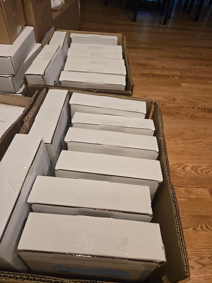 SongbirdPro's tweet image. Wouldn't you like to have all of these? A few fans will get some -ahem- explosive Evercade games showing up in their mailbox soon.
Happy 4th of July everybody!