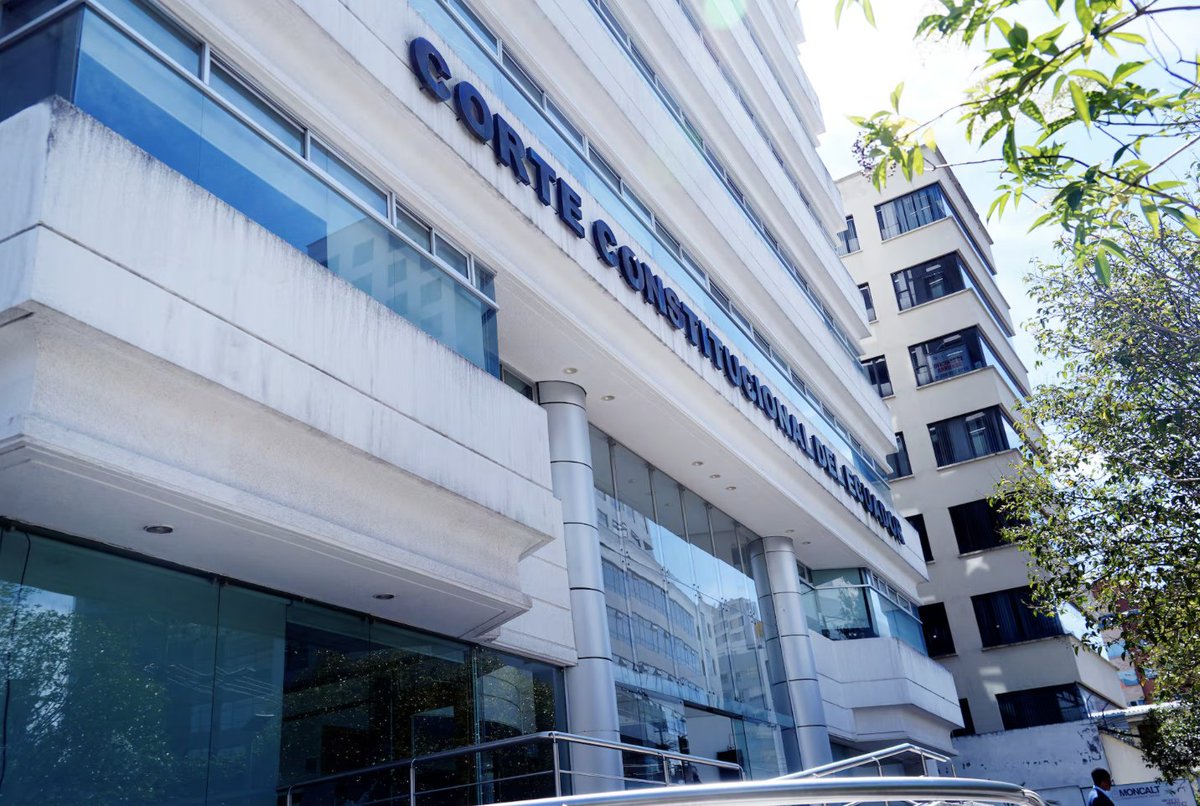 #CorteConstitucional admite a #trámite dos #demandas de #inconstitucionalidad contra la Ley de Solidaridad Nacional ow.ly/Ukb850Wl9Kj