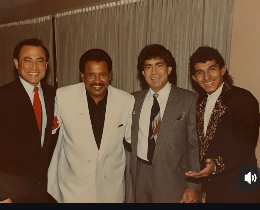 "El inolvidable,Nelson Henríquez(+)Gabino Pampini,el gran empresario artístico,Jorge Garcés,gerente de"Caliente Productions'  y"Checo Acosta"
Los Angeles(USA) años 80s
"<a href="/checoacosta/">Checo Acosta</a> "<a href="/jorgegarces/">Jorge Garcés</a>