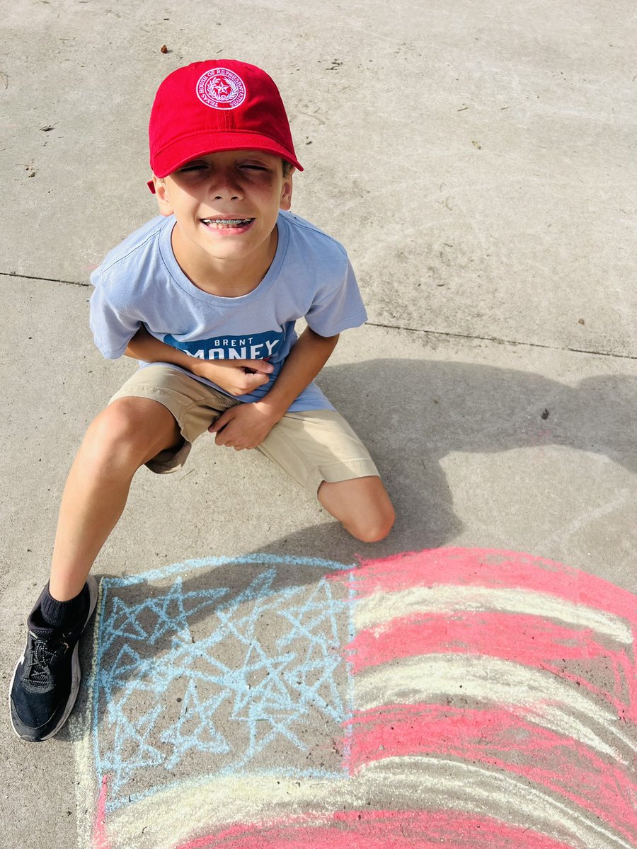 BrentMoneyTX's tweet image. Happy 249th birthday to the greatest country in the history of the world from my favorite yard in the whole world! Thanks to everyone who came out to celebrate with us!