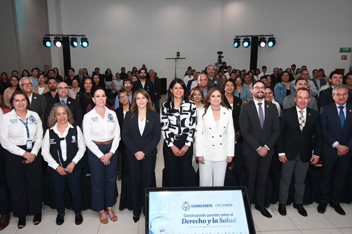 PRODHEG (@prodheg) on Twitter photo La procuradora <a href="/KarlaAlcarazOl1/">Karla Alcaraz Olvera</a> ofreció la conferencia “Derechos Humanos y Conciliación Médica” en el marco del 27 aniversario del <a href="/CecamedGente/">CECAMED Guanajuato</a>, reafirmando el compromiso de la #PRODHEG con la defensa de los derechos en el ámbito de la salud.
#EstamosDondeEstasParaDefenderte La procuradora <a href="/KarlaAlcarazOl1/">Karla Alcaraz Olvera</a> ofreció la conferencia “Derechos Humanos y Conciliación Médica” en el marco del 27 aniversario del <a href="/CecamedGente/">CECAMED Guanajuato</a>, reafirmando el compromiso de la #PRODHEG con la defensa de los derechos en el ámbito de la salud.
#EstamosDondeEstasParaDefenderte