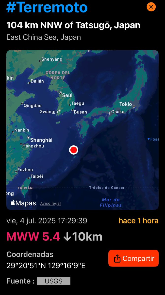 TuiteroSismico's tweet photo. TERREMOTO EN JAPÓN ? 
un manga llamado El futuro que vi (Watashi ga Mita Mirai) de Ryo Tatsuki. Publicado en 1999 y reimpreso en versiones completas en 2021 y 2022, ha ganado notoriedad por predecir desastres naturales, entre otros predijo el terremoto del 1995 y el del 2011 con fecha exacta (ajunto en fotografía)  ahora anuncia un gran terremoto y o actividad volcánica submarina con tsunami en Japón en julio de 2025. Justamante hace un par de Días comenzó a moverse la misma zona indicada con un mapa en el manga , una serie de sismos están afectando dicha zona ! La predicción específica:
señala una "ruptura submarina entre Japón y Filipinas" que daría lugar a un desastre natural sin precedentes y a actividad sísmica y volcánica. Aunque no se especifica una fecha u hora concreta, solo Julio 2025 en las redes sociales han asociado esta predicción con el 5 de julio de 2025 .
Como dato varios vuelos han sido suspendidos hacia Japón estos días por masivas cancelaciones de los turistas.
Ocurrirá el GRAN TERREMOTO AL SUR DE JAPÓN o ACTIVIDAD VOLCÁNICA 🇯🇵 #earthquake #volcano #JapanExpo2025