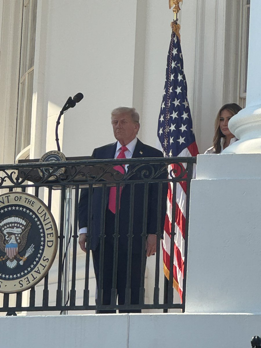 Robert_Aderholt's tweet image. On this 4th of July, Caroline and I were honored to be at the White House for the signing of the One Big Beautiful Bill—by @realDonaldTrump blocking the largest tax hike in U.S. history, cutting taxes on tips/overtime, securing the border, and protecting Medicaid. 🇺🇸…