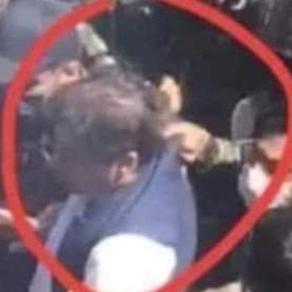 رینجرز نے اس پیغرت کو صرف پبلک انٹرسٹ کیلیے ہی کالر سے پکڑ کر اڈیالہ پھینکا ہے۔اب ملک میں امن شانتی ہے۔امید أئندہ کوئی بھی یہودی ایجنٹ بننے کی کوشش نہیں کریگا