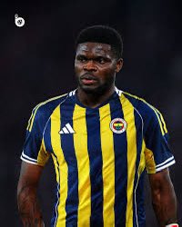 Tercihiniz hangisi olurdu? 

🇨🇮 Yves Bissouma

🇬🇭 Thomas Partey