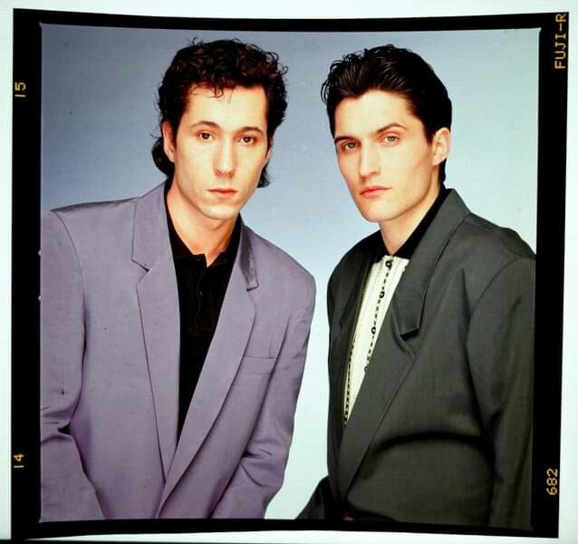 Davisyl33's tweet image. おはよう、JAPAN