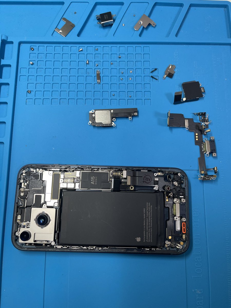 おはようございます☀️
【i-SS豊橋店】は土曜日も通常営業中！

🔹iPhone画面割れ
🔹バッテリー劣化
🔹充電できない…
などなど、スマホのトラブルは即日対応OKです💡

週末のうちにサクッと直してスッキリしましょう📱

#スマホ修理 #即日対応 #iSS豊橋 #豊橋