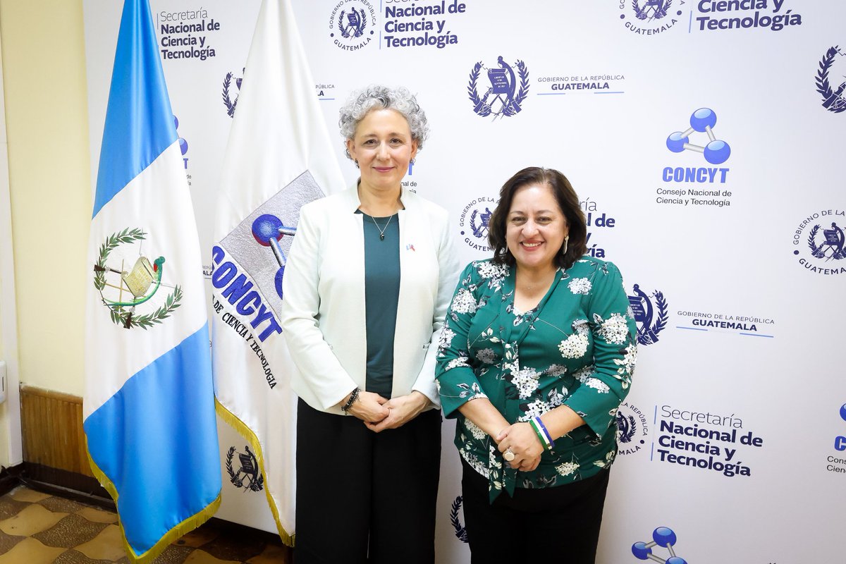 La secretaria Nacional de Ciencia y Tecnología, Gabriela Montenegro, recibió la visita de la Embajadora de Chile en Guatemala, Annemarie Duncker Steche, en un espacio de diálogo orientado a fortalecer los lazos de cooperación entre ambos países, en temas científicos y