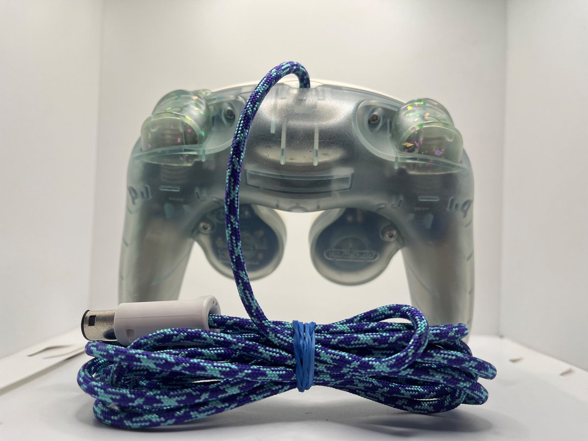 CfanCustoms's tweet image. Phob 2.0.5 for sale!! 🌊
$210 FREE SHIPPING FOR U.S CUSTOMERS!
~~~~~~~~~~~~~~~~~~~~~~~
-Phob 2.0.5,.29 firmware
-Tactile Z
-Lubed stickboxes 
-Lubed triggers
-Lightweight trigger springs  
-2 meter paracord
-Torx screws 

DM to purchase!