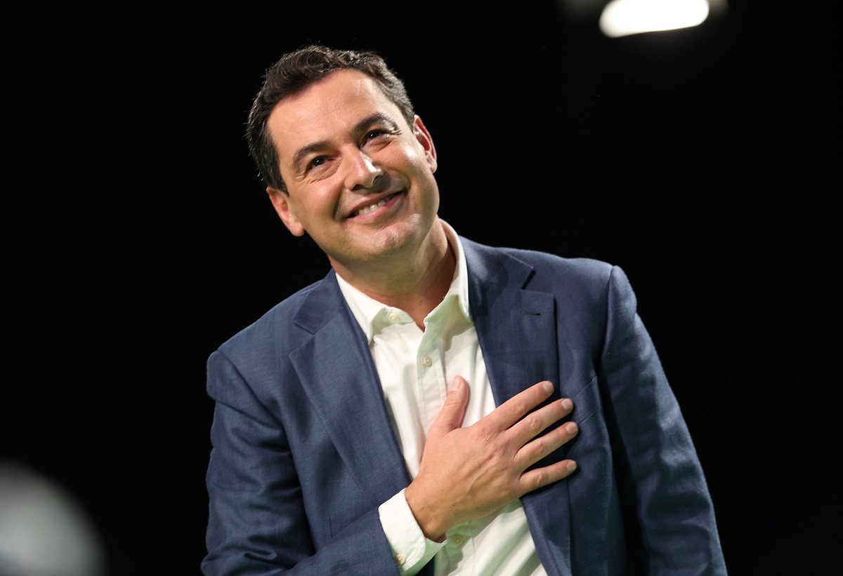 FonsiLoaiza's tweet image. Los grados universitarios del presente y del futuro son los de Inteligencia Artificial y de Ingeniería Biomédica. Pues la Junta de Juanma Moreno los ha vetado a universidades públicas de Jaén y Granada y se los ha concedido al negocio de universidades privadas Loyola y Alfonso X