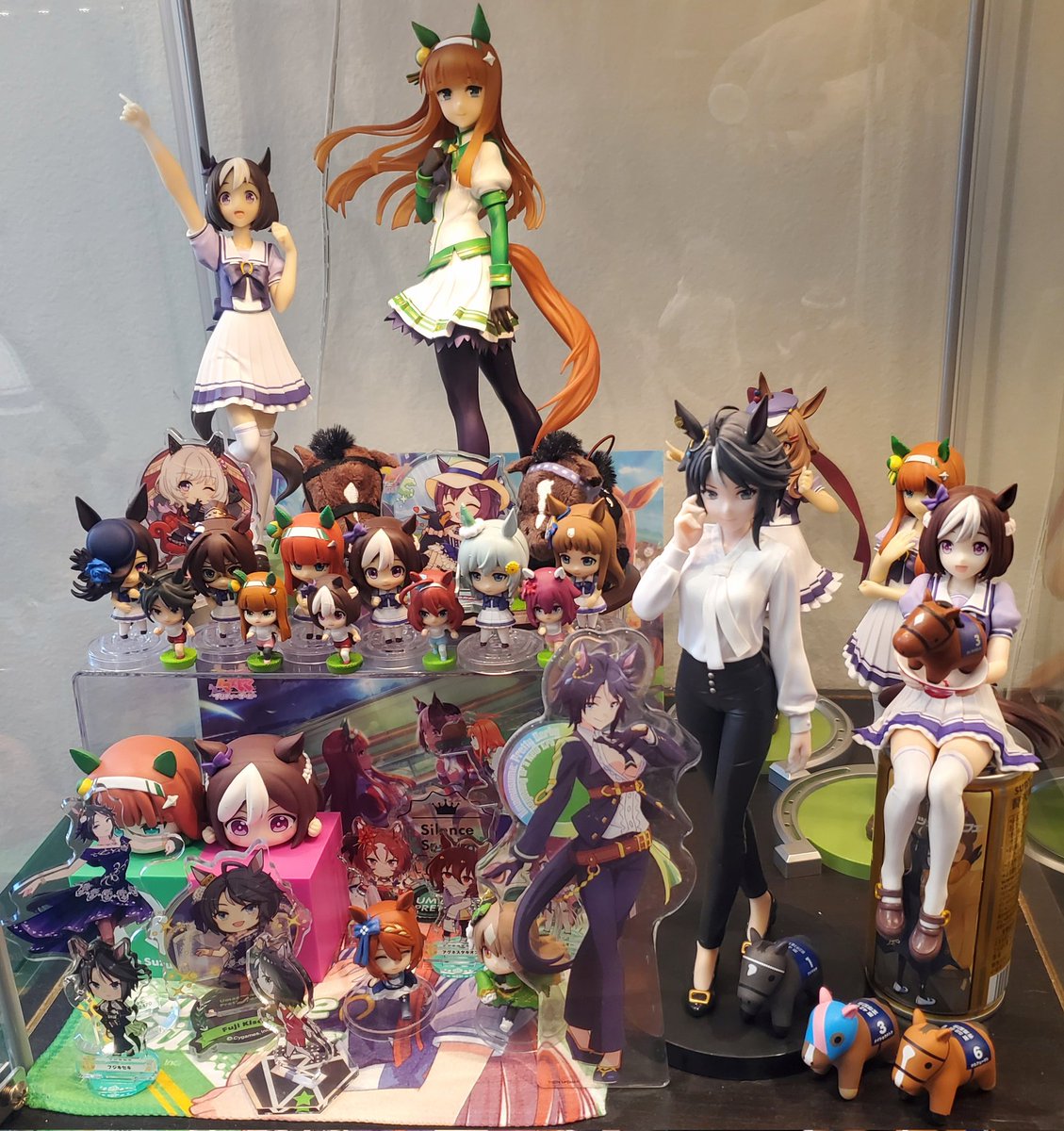 _MelonFox's tweet image. Since umas are global now, I wanna share my Umamusume shelf! 🏇