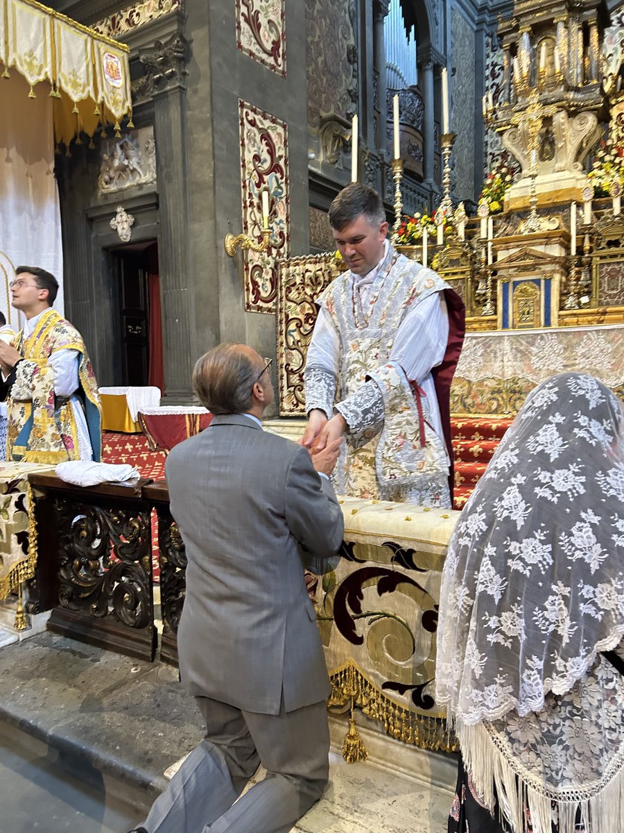 OldStPatsKC's tweet image. First Blessings immediately following Ordination on July 3rd
First Mass July 4th
Congratulations Canon Bredemann, Deo gratias!