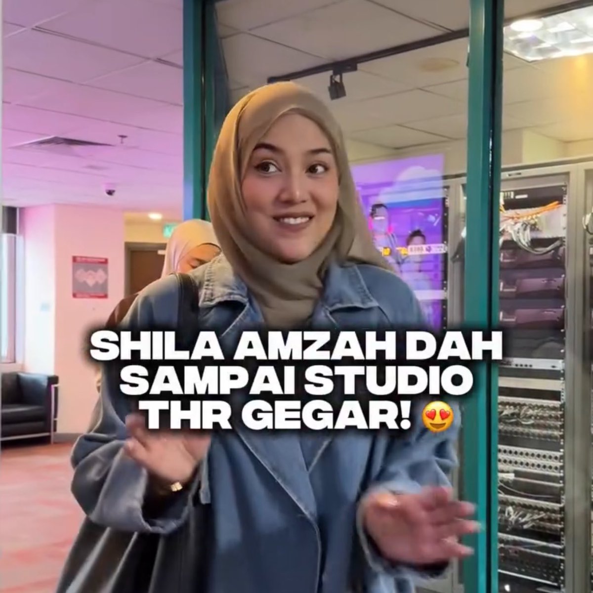 Qwertyuiop_SH's tweet photo. Kasha nape makin nampak muda ni πππ @Shilaamzah
Suka tgok Shila Amzah natural
look mcm ni π€
#pernahpunyaakupromo
#thrgegar https://t.co/LfozmJwiUD