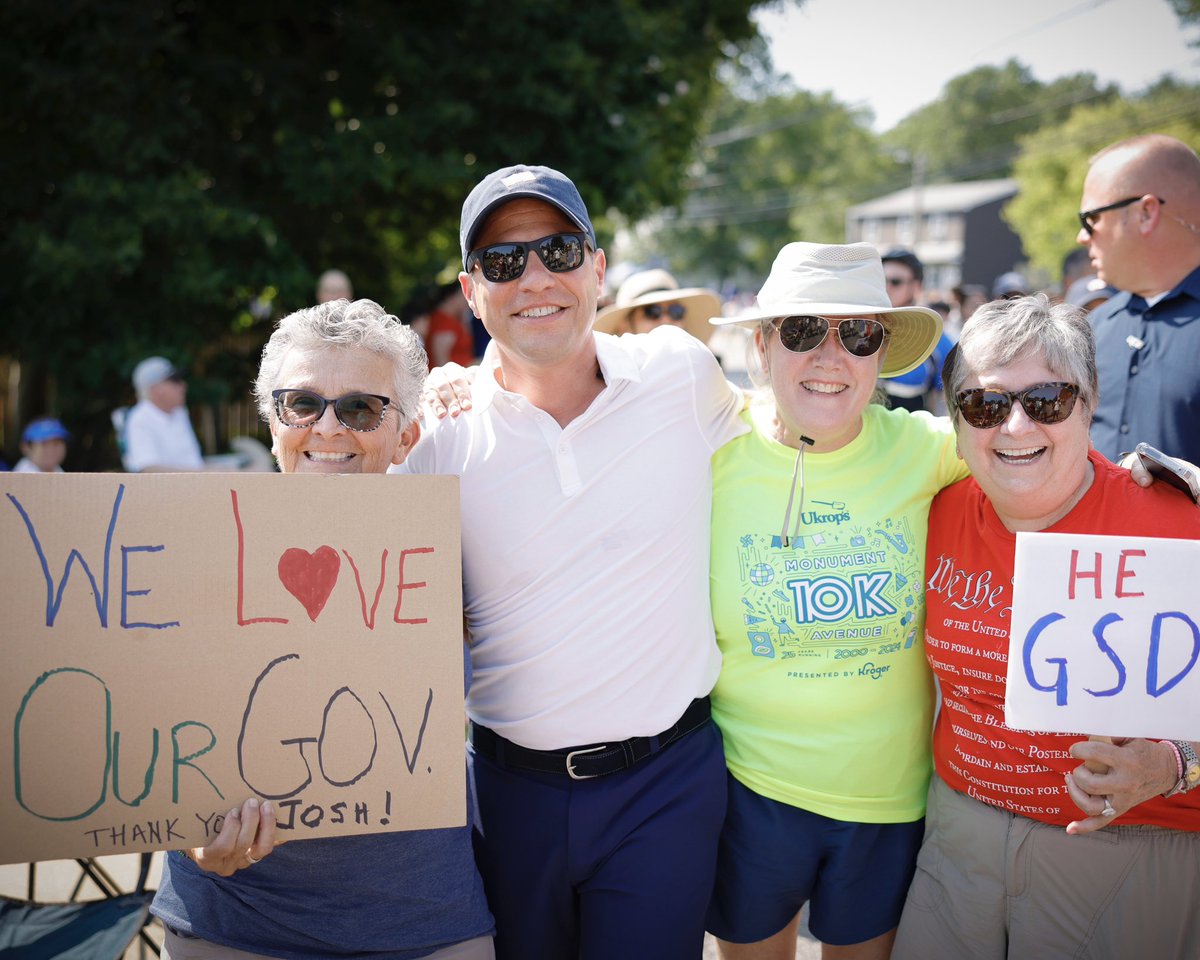 JoshShapiroPA's tweet image. I love the Fourth of July — and the best part is being with your people.
Lori and I hope everyone has a great day with your friends, family, and neighbors. Happy Fourth 🇺🇸