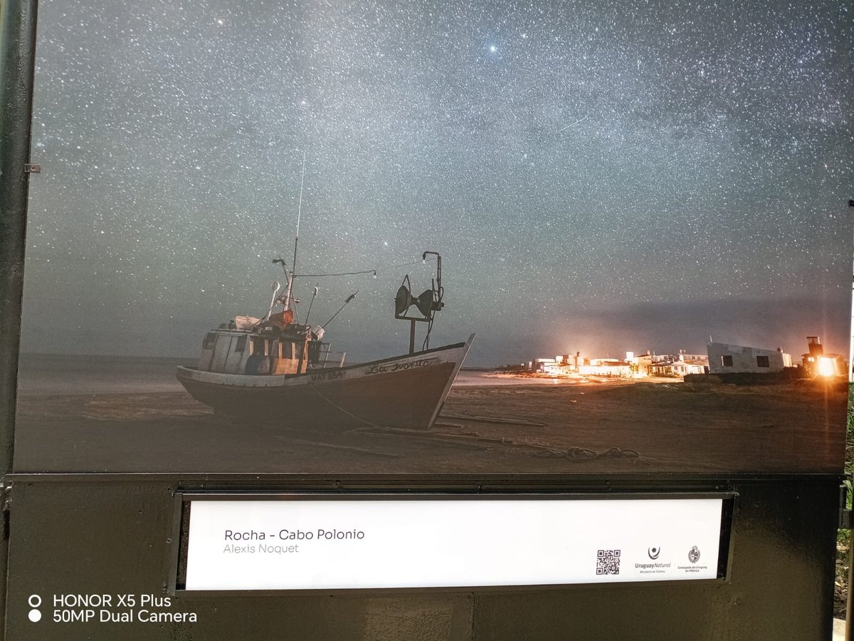 OnesisBP's tweet image. En representación de @EmbaCuMex acompañamos a la Embajada de Uruguay en 🇲🇽 en la exposición 📸 " Instantáneas de Uruguay", actividad que forma parte del Programa de celebraciones por los 200 años de la independencia de ese país.