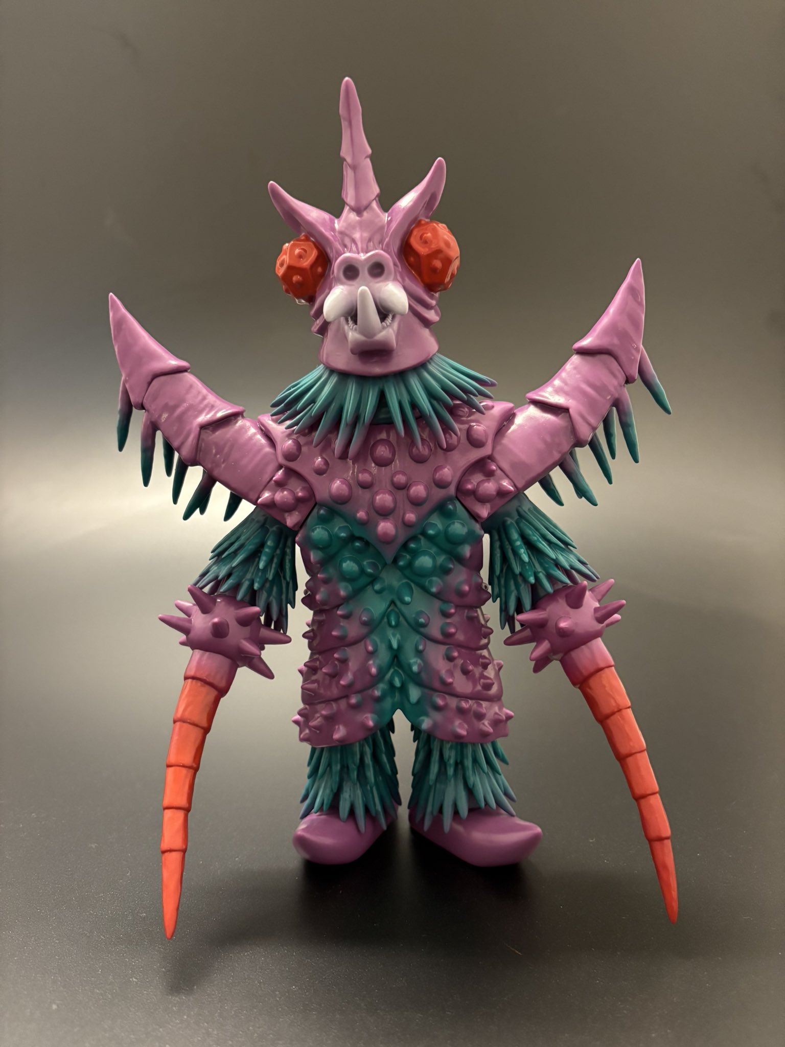 ウルトラマンタロウ メドウーサ星人 レトロ ソフビ Y・MSFの『ウルトラマンタロウ』怪獣第1弾として「醜悪星人