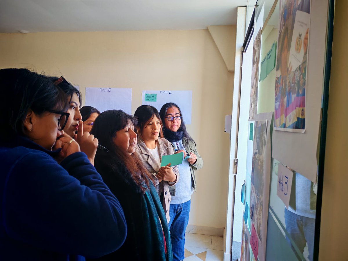 C𝐨𝐧𝐯𝐞𝐫𝐬𝐚𝐭𝐨𝐫𝐢𝐨 𝐉𝐮𝐧𝐭𝐚𝐬𝐇𝐚𝐜𝐞𝐦𝐨𝐬𝐇𝐢𝐬𝐭𝐨𝐫𝐢𝐚: 𝐅𝐨𝐫𝐭𝐚𝐥𝐞𝐜𝐢𝐞𝐧𝐝𝐨 𝐥𝐚 𝐃𝐞𝐦𝐨𝐜𝐫𝐚𝐜𝐢𝐚 𝐏𝐚𝐫𝐢𝐭𝐚𝐫𝐢𝐚.
Se hizo un análisis sobre el contexto electoral 2025, los avances legislativos y los desafíos que enfrentan las mujeres en la política.