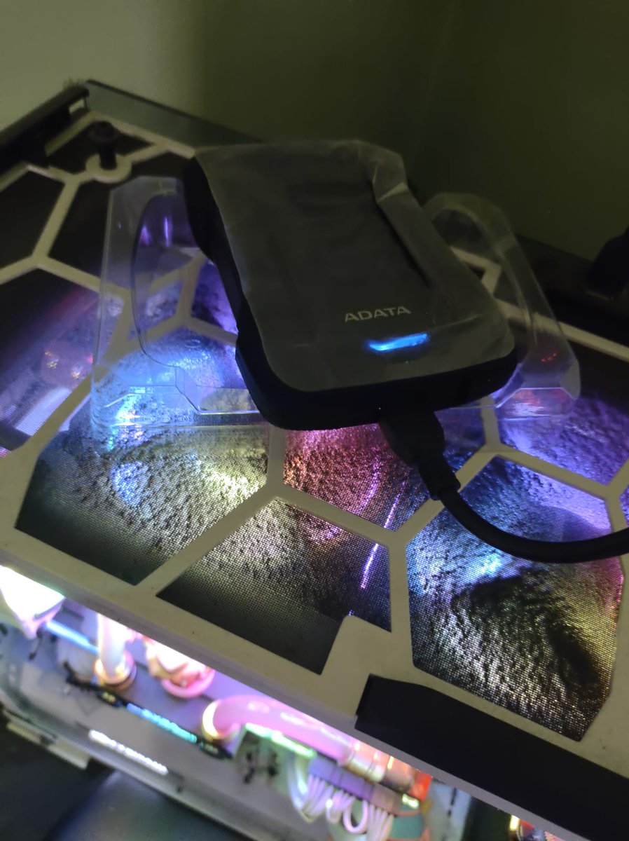 ¡Viernes de prototipos, builds y respaldos! Ay sí duele... 😂