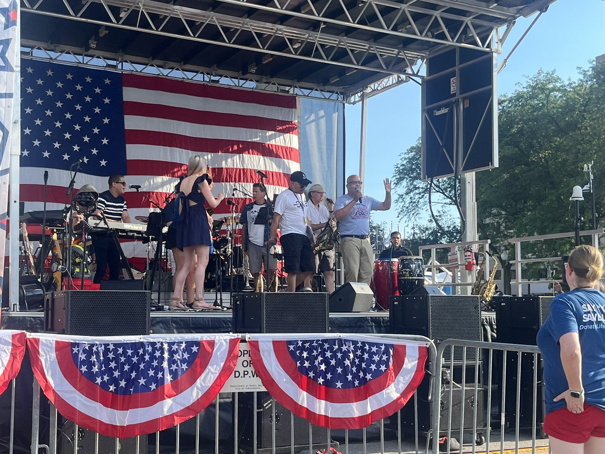 RafaelOnTV's tweet image. It’s great to celebrate Fourth Fest in Downtown Indy.
@FOX59 will bring you the fireworks at 10:15pm @CBS4Indy