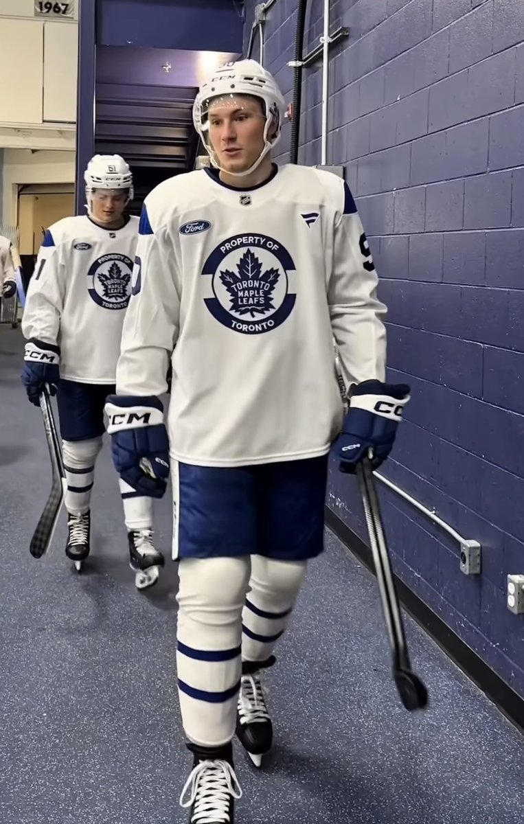 Reggie Newman rocking the Maple Leaf!