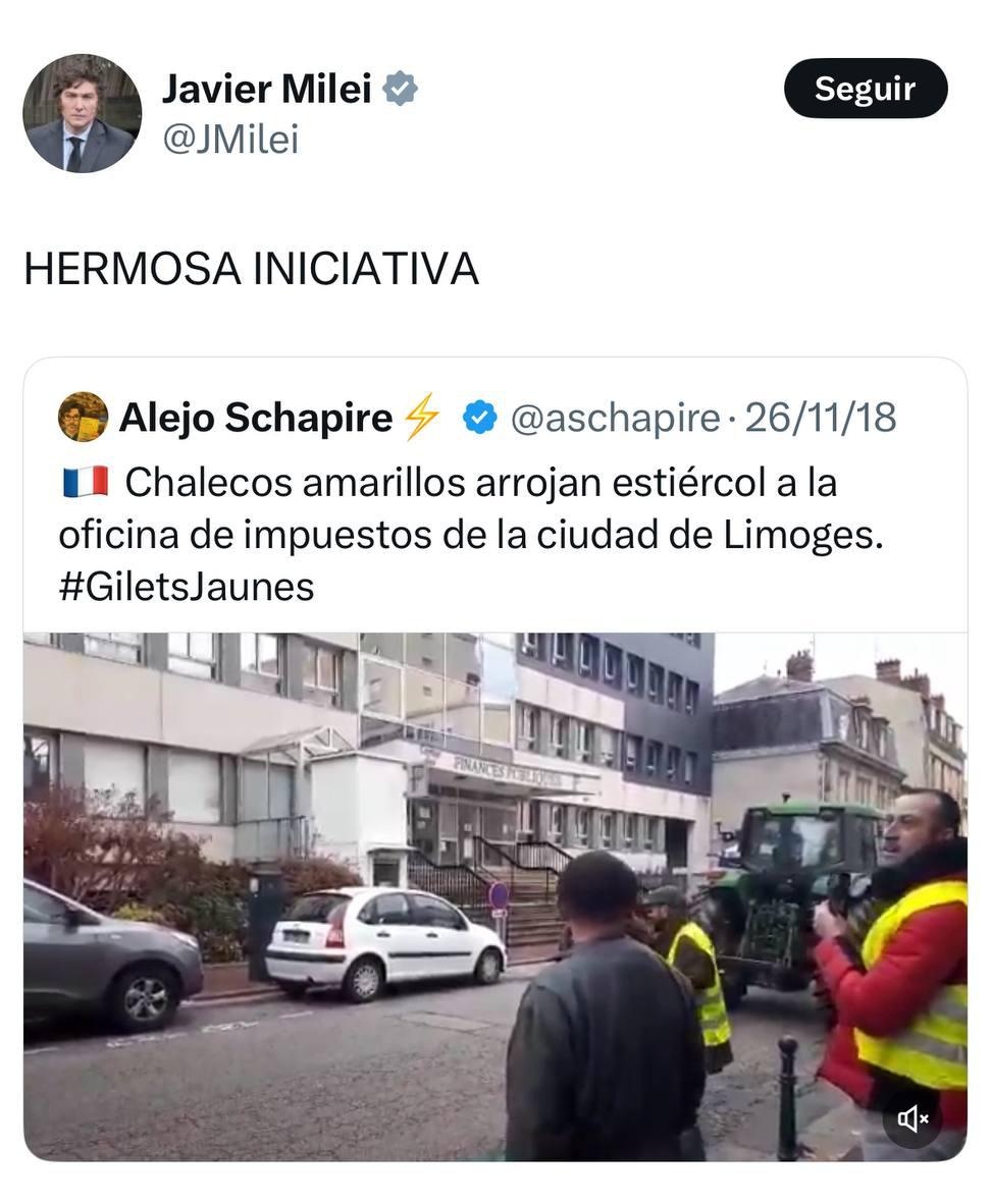 El mismísimo Milei incentivaba a tirarle mierda a edificios. Todo, en Argentina, es una joda