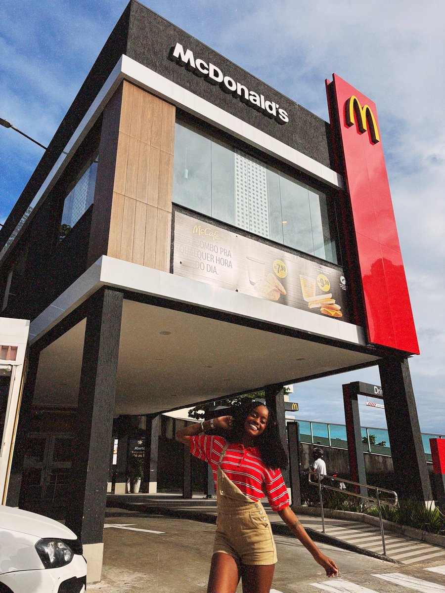 hoje gravei minha primeira publi pro Méqui! ❤️ 

a pretinha de Pernambués q trabalha independente…