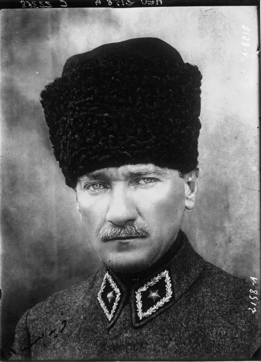 Mustafa Kemal'in Askerleriyiz.