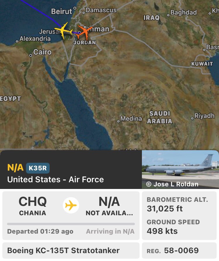 دو فروند تانکر سوخترسان آمریکایی KC-135 بر فراز کشور اردن در ساعت ۰۳:۲۴فعالیت دارند !