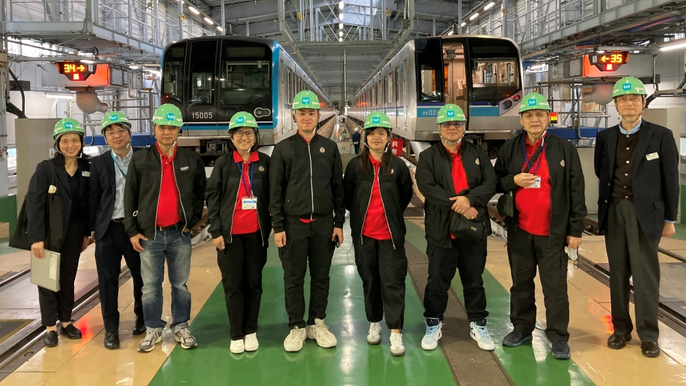 Drawing on 95+ years of subway experience, <a href="/tokyometro_info/">東京メトロ【公式】</a> courses help put the world's urban railways on track 🚇! It also conducts UK rail operations on behalf of Transport for London &amp; technical assistance projects in Southeast Asia.
tokyometro.jp/lang_en/corpor…

#LandOfDiversity